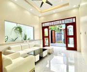 3 Biệt thự mini mới hoàn thiện 105m2 hẻm ô tô đậu cửa gần chợ hóc môn. 3 Biệt thự mini mới hoàn thiện 105m2 hẻm ô tô đậu cửa gần chợ hóc môn.