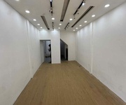 2 Cho thuê riêng tầng trệt hoặc cho thuê nguyên căn mt trần minh quyền   q10