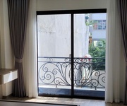 4 Bán nhà mặt ngõ nguyễn sơn, gần nguyễn văn cừ   nhà mới 5 tầng, 6 phòng ngủ, thang máy   khu hàng