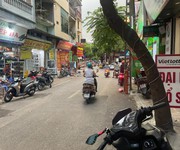  mp cầu giấy - 120m , mt khủng 7.9m - vuông a4 - lõi 5 đh lớn - 69 tỷ. 