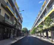 2 Sở hữu nhà phố bcons uni valley   đẹp, hiện đại , giá hợp lý 2 Sở hữu nhà phố bcons uni valley   đẹp, hiện đại , giá hợp lý