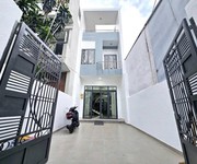 Nhà đẹp 3 tầng đường tân thới nhất 5, diện tích 92m2  4 x 23 , hẻm 6m, gần chợ lạc quang.