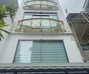 Bán nhà hxh trường chinh   p14, quận tân bình  4 x 23 thang máy xịn