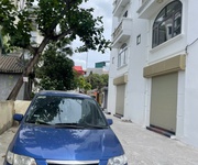 Nhà đẹp ô tô đỗ cửa- vào nhà đường trước nhà 5m phố nguyễn văn linh 63m2 x 6 tầng 12.2 tỷ long biên