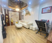 Hiếm  Bán nhà Hoàng Hoa Thám, gần phố gần ô tô   35m  4 tầng giá 8.7 tỷ