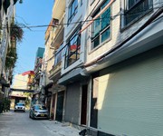 Tựu liệt, hoàng liệt 42m, 4 tầng, 10,3 tỉ, lô góc, đường to oto tránh