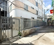 1 Chủ định cư bán gấp nhà q3, dt 110m2  7x15m , 20m ra mặt tiền, khai thác chdv siêu ln