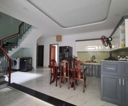 2 Chủ định cư bán gấp nhà q3, dt 110m2  7x15m , 20m ra mặt tiền, khai thác chdv siêu ln