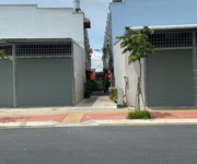 2 Cần bán nhà 1 trệt 2 lầu đường số 44 Trương Đình Hội P16 Q8