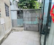 3 Bán nhà phòng ngủ 2 wc 2 trệt lầu bông sao nhà còn mới đẹp donj vào ở nhỉnh 4 tỷ