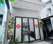 Bán nhà phòng ngủ 2 wc 2 trệt lầu bông sao nhà còn mới đẹp donj vào ở nhỉnh 4 tỷ