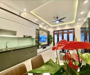 1 Nhà riêng 6 tầng thang máy  sát cv hoà bình/ ngoại giao đoàn- dt 35m2x 6 tầng- mặt ngõ thông- nhỉnh