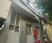 Nhà dân xây chắc chắn   phân lô căn góc cửa nhà hướng nam   5 tầng 36/38m2 7,2 tỷ.