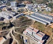 2 Bán liền kề tại trung tâm tx sa pa, cách sun palaza 900m sổ đỏ lâu dài giá 5,75 tỷ  cả đất   nhà