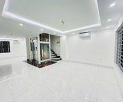 Bán nhà phân lô hoàng quốc việt - 60m  x 6t thang máy - mt 5.1m - gara ô tô - 2 thoáng - giá 27.5 tỷ