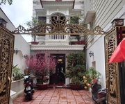 Hot nhà đất đẹp- giá tốt cần bán nhanh biệt thụ sân vườn khu phố ẩm thực đảo ngọc ngũ xá p.trúc bạch