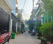 Nhà đẹp đúc kiên cố 1 lầu 4mx15m có sân xe đường 4m huỳnh thị hai TCH Q12