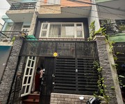 Cách mt tân sơn nhì 2 căn   trệt, lửng, 2 lầu, 5pn   chỉ 7.2 tỷ