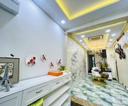 5 Bán nhà hxh cmt8 q10 - 45m2 - 3pn 4w - giá 8,5 tỷ