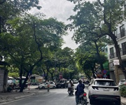 Bán nhà phân lô Nguyên Hồng Đống Đa 5 tầng ôto đỗ cửa DT 40m giá 18 tỷ