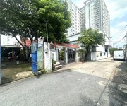 Hẻm xe tải tránh thông đường lê văn khương, thới an, diện tích 208m2  4.5 x 46 , nhà cấp 4 sẵn dòng