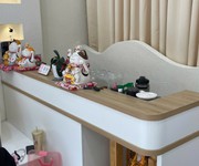 3 Sang nhượng tiệm nail mới đầu tư mặt tiền đường huỳnh văn bánh, phú nhuận