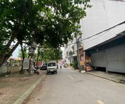 2 Mặt phố ngọc trì 35 tỷ   kinh doanh sầm uất   dòng tiền 200tr/năm