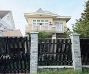 Biệt thự sân vườn vip  23x26  mt nhựa ấp chánh 1, tân xuân, hóc môn chỉ 19 tỷ