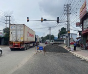 Cần bán đất mt đường dt743a, ngay góc 30/4, p. bình thắng, dĩ an