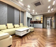 Bán gấp- căn 6 tầng thang máy  sát cv hoà bình/ ngoại giao đoàn- dt 35m x 6 tầng- mặt ngõ thông-