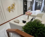 2 Nhà mới đẹp xinh   vip p2 quận 10   55m    4 tầng   full nội thất cao cấp   gần ngô gia tự.    .