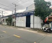 Bán nhà  10.2x28  mặt tiền đông hưng thuận 10 thông kdc an sương, q12