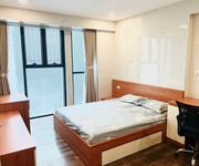 3 Bác nào đang cần nhà mới ở ngay - dt42m2 - 5 tầng - giá 7,4 tỷ - thụy phương - bắc từ liêm  - ô tô