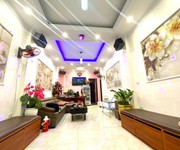 Mỗ Lao nhà đẹp ở ngay, một nhà ra phố, hàng xóm Làng Việt Kiều Châu Âu, 30m2, hơn 8 tỷ