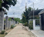 Cần bán lô đất diên an-diên khánh- nha trang dt:254m có thổ ngang 5m nở hậu 7,6m đường bê tông 6m