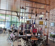 3 Vĩnh tân - sang quáng cafe nguyên căn góc 2 mặt tiền. 3 Vĩnh tân - sang quáng cafe nguyên căn góc 2 mặt tiền.