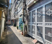 Nhà đẹp lạc long quân - tây hồ, dt50m2, 4 tầng, 4p. ngủ, ngõ thông