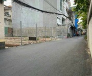 2 Chính chủ cần bán gấp lô đất đẹp đường dương quảng hàm dt: 4 x 17m vuông giá 8.4 tỷ , p6, gv.