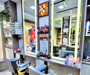 4 Chính chủ cần sang tiệm tóc đang hoạt động tốt tại phú nhuận, hcm.
