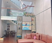 Nhà kiệt nhựa có lề, thi sách, gần cổng sân bay, 65m2, 3 tầng kiên cố, 6.x tỷ