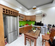 Nhà đẹp dân xây kiên cố 3 tầng 3 p ngủ an đào c 43m2 x 6.75 tỷ long biên.