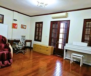 4 Cho thuê nhà mặt phố Tây Hồ, tổng diện tích 130m2, 20 triệu/tháng 4 Cho thuê nhà mặt phố Tây Hồ, tổng diện tích 130m2, 20 triệu/tháng