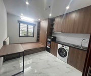 Ccmn chính kinh dt  135 triệu/ tháng  - 17 phòng - 71m2 8 tầng mt 6.5m giá 27 tỷ