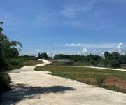 Đất này không mua thì mua ở đâu nữa hả mọi người