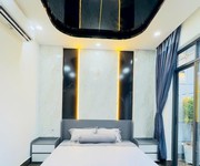 1 Hiếm có  bán nhà 6 tầng, 11 phòng khép kín, đối diện hv tài chính, 20m ra ôtô.