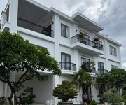 Bán biệt thự nghỉ dưỡng   đường huỳnh văn nghệ, vĩnh hòa, nha trang  diện tích: 287m   ngang