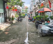 Nhà đẹp rộng thoáng dt khủng 4mx10m đường 5m ô tô TTH20 q12