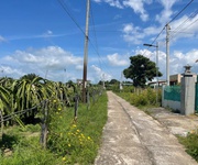 Bán 372m2 đất cách biển 500m hẻm lý thái tổ, tân tiến, lagi 900 triệu