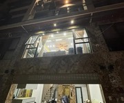 Bán nhà 6 tầng full nội thất ô tô đỗ cửa phố trạm 42m2 x 14.5 tỷ long biên hà nội.