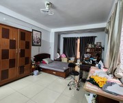 1 Nhà hxh đường huỳnh văn bánh phường 13 phú nhuận cũ. 1 Nhà hxh đường huỳnh văn bánh phường 13 phú nhuận cũ.